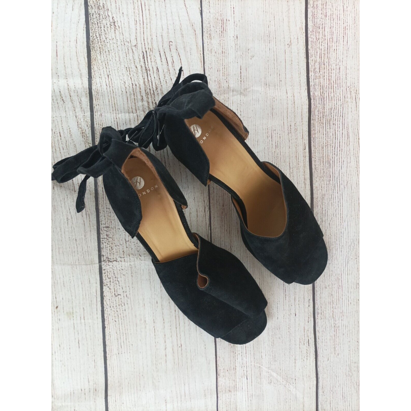 Hudson London Sz 40 (9) Uk3 Black Suede Metta City Wrap Heels Sandals — image 7 of 8